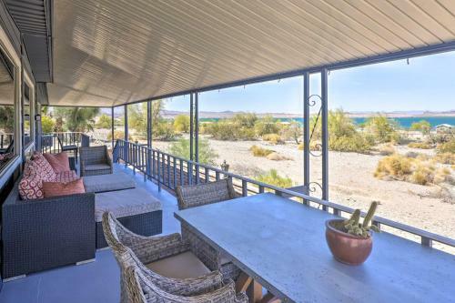 Lakefront Home Walk To Beach And Boat Launch!