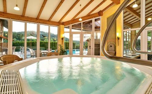 Wellness- Und Vitalhotel B�hmhof