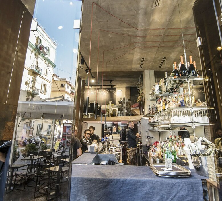 Hostal Vomero House