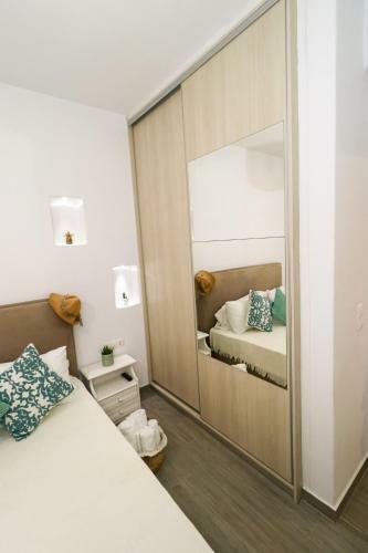Cycladic Home On The Hill With Beautiful Views!!