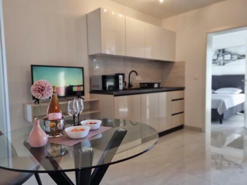 Apartamentos N&n Near The Beach