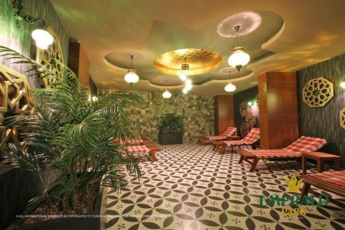Apartamento ?????? ? ?????????? Lux Emerald Park ???? ?