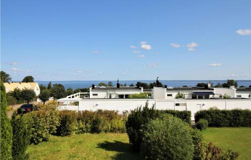 Awesome Home In B�stad With Wifi And 2 Bedrooms