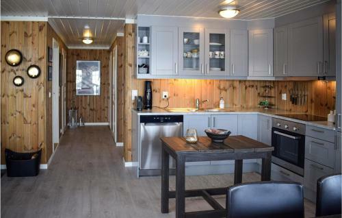 Awesome Home In Eggedal With 4 Bedrooms
