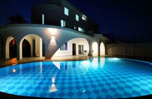 Spectacular Villa With Private Pool In Antalya