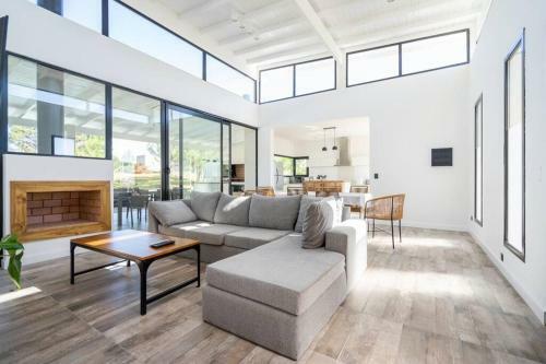 Hermosa Casa A Estrenar En Pinamar