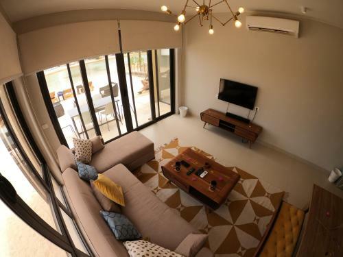 Luxury 3 Bedrooms Town House