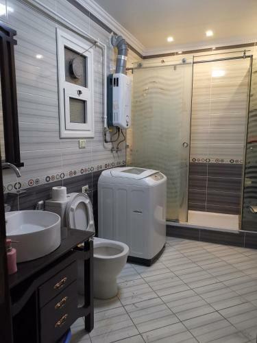 Nile Maadi Modern 3 Bedroom Apartment