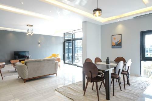 The Waterway 3 Bedroom Serviced Apartment