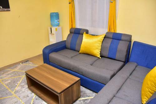 Apartamento Reen's Staycation