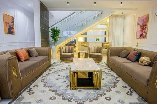 Executive Luxury Premium Duplex Apartments