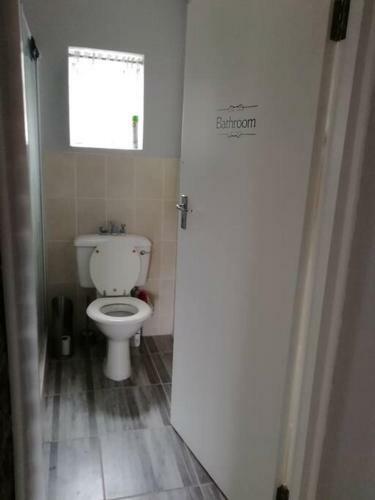 Charlotte's Web - Beach Cottage - Queensberry Bay