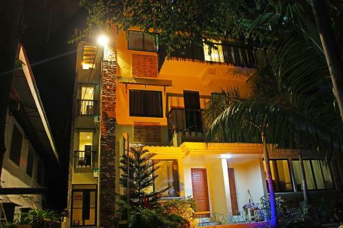Albergue Antwet Backpacker's Inn & Rooftop Bar