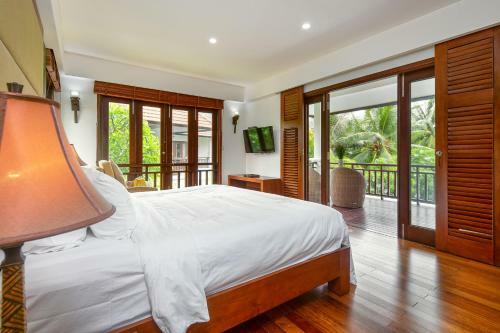 Deluxe Villas In Da Nang Resort