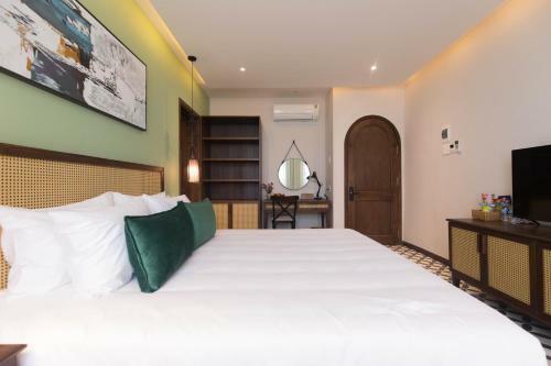 Hotel Flower Beachstay & Coffee ?� N?ng