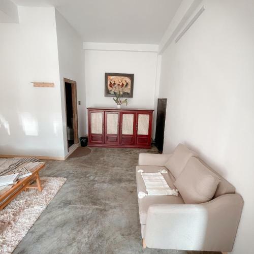 Hotel Thachy Coffee & Home
