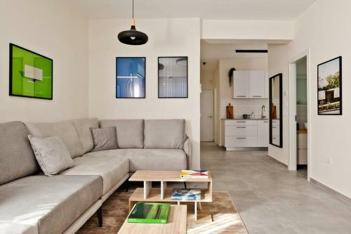 Apartamento ?newly Renovated, Spacious 2br? #bugrashov_life?