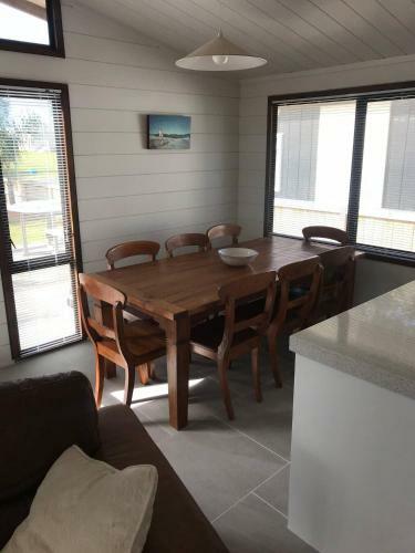 Hosts On The Coast Rodney's Place