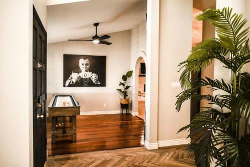 4-bdrm Vacation Dream Home Wbackyard Paradise