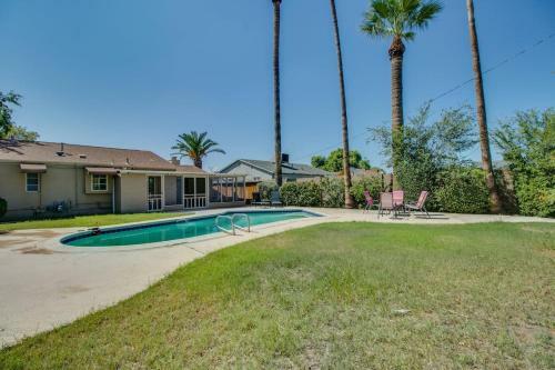 Mid-century Melrose 3bdrm Vintage Vibe With Pool