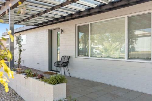 Modern And Comfy 3 Bdrm Near Melrose District