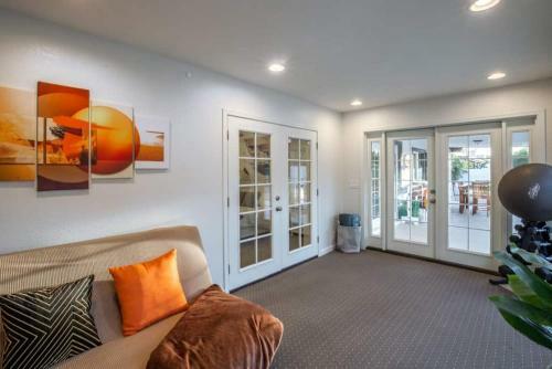 Stylish Resort-style Must See Home With Pool