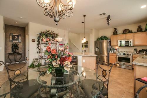 Beautiful Vacation Getaway Wgame Room & Views