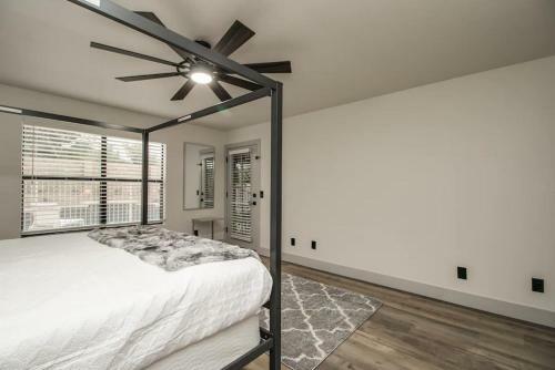 Newly Renovated 4 Bedroom Retreat Wpool