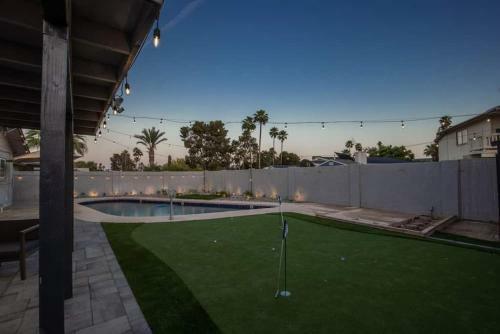 Modern Tempe Gem W Sparkling Pool And Game Room