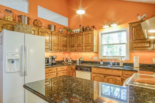 New, Spacious Corner Lot Beautiful Cottage