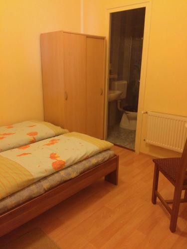 Hostal Op-art Etterem Es Panzio