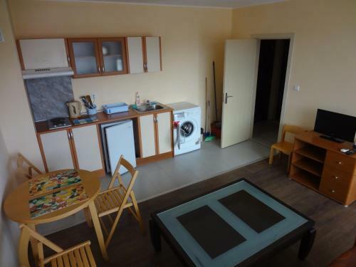 Apartment Lazur By The Sea