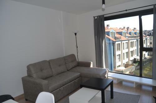 Precioso Apartamento Con Garaje En Ares.