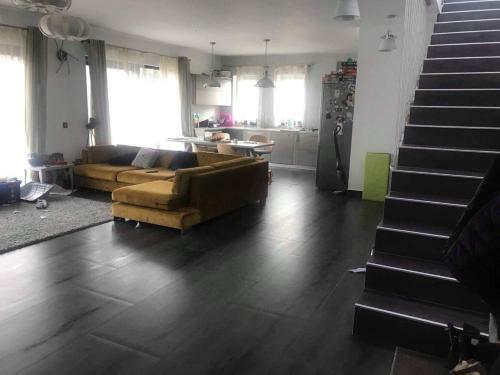 Andreea?s Cozy House For 5