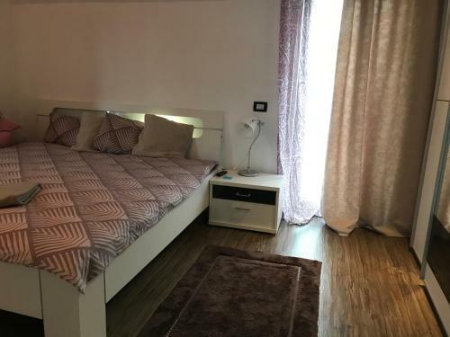 Andreea?s Cozy House For 5