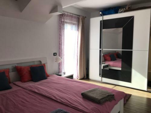 Andreea?s Cozy House For 5