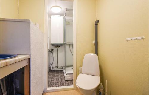 Stunning Home In Dalskog W/ Wifi And 2 Bedrooms