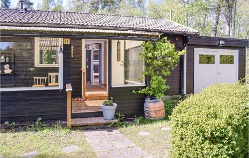 Awesome Home In F�rjestaden With 2 Bedrooms