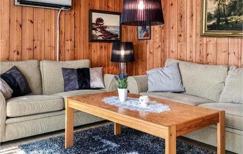 Beautiful Home In Gotlands Tofta With 3 Bedrooms