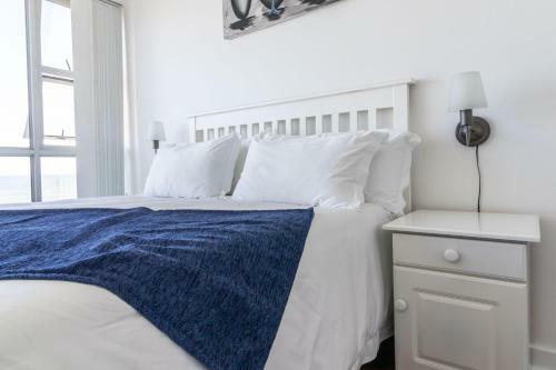 14 Warnerdoone Beachfront Apartment