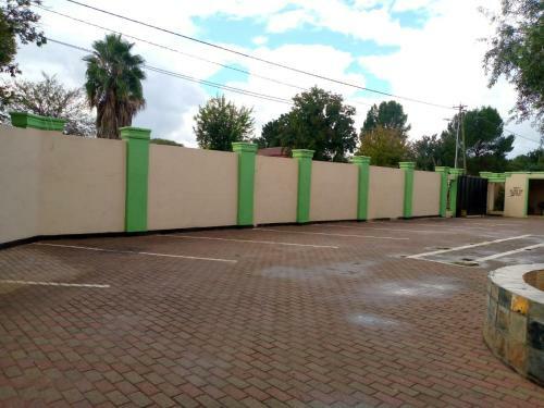 Hostal Lewatle Guest Lodge