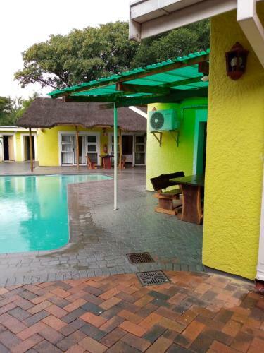 Hostal Lewatle Guest Lodge