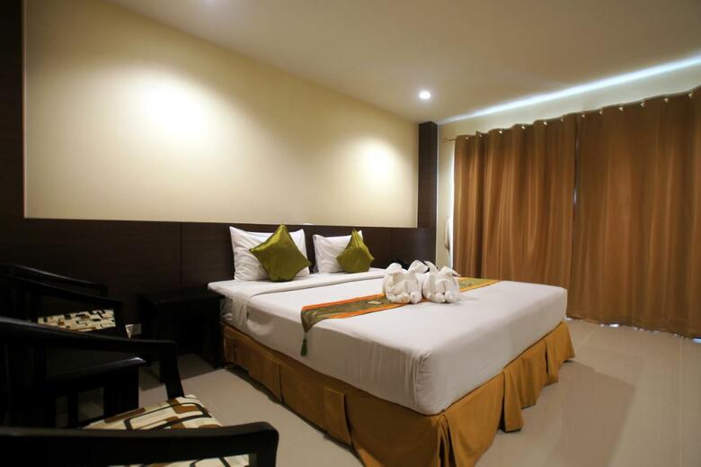 Hotel Khaolak Sunset Resort