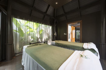 Hotel Layana Resort & Spa