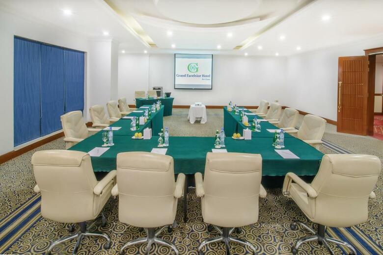 Grand Excelsior Hotel - Bur Dubai