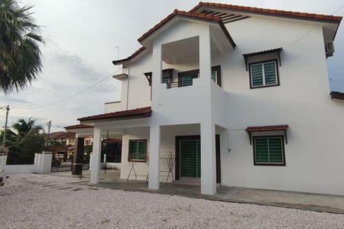 Ipoh-botani 4 Bed Rooms Corner House Home Stay