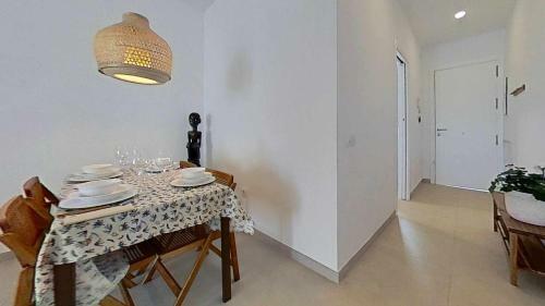 Apartamento Precioso �tico En Edificio Nuevo Juzgado