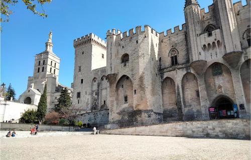 Awesome Apartment In Avignon With Wifi And 2 Bedrooms