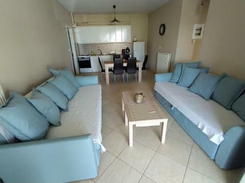 Philoxenia Apartments