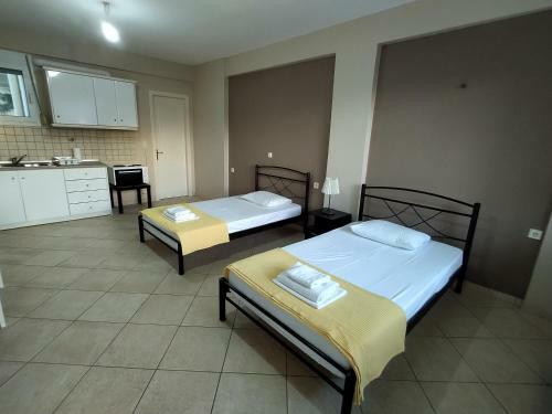 Philoxenia Apartments